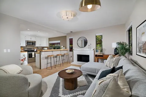 $899,000 | 11518 Madera Rosa Way, San Diego, CA 92124