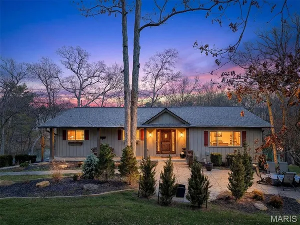 $575,000 | 12 Prairie Lake Court, Wentzville, MO 63385