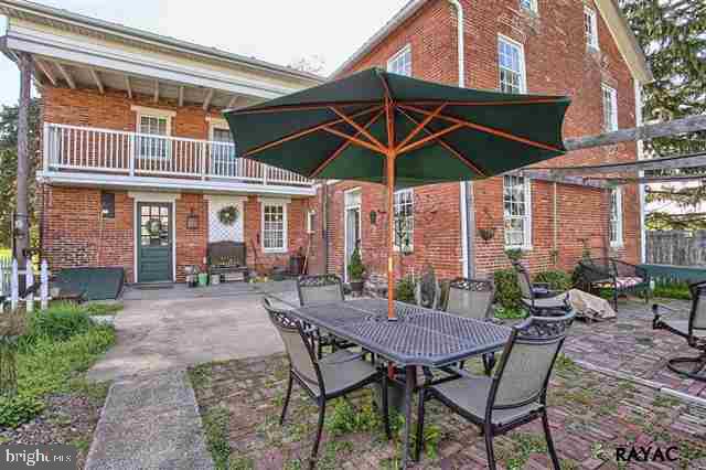 10 South Burns Road Spring Grove, PA 17362 - Photo 11 of 32 Gallery Image 11