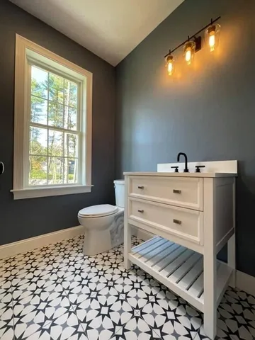 $889,000 | 58 Peck Street, Rehoboth, MA 02769