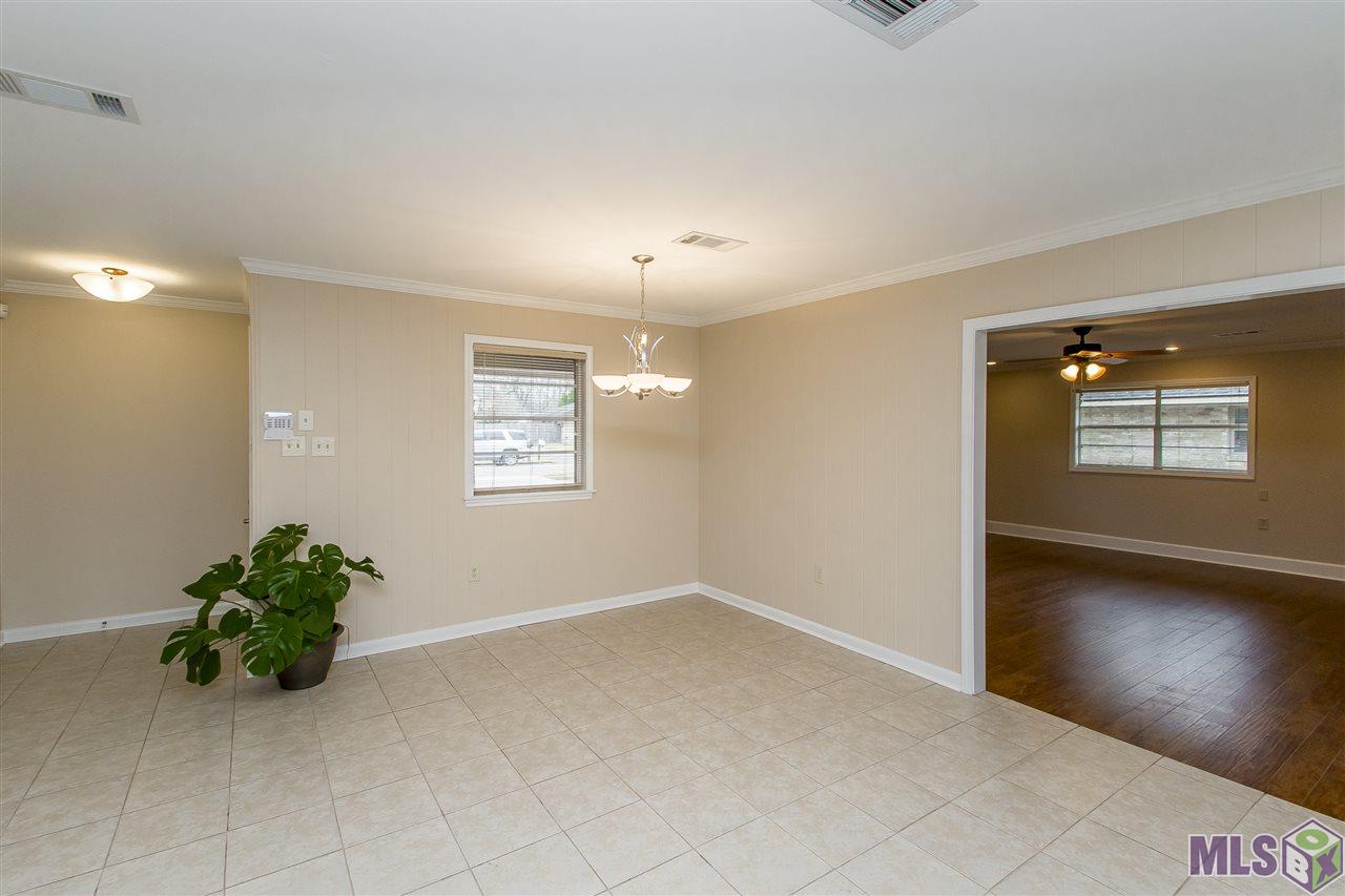 10453 Ridgely Drive Baton Rouge, LA 70809 - Photo 8 of 24