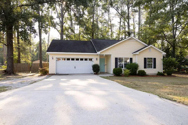 $210,000 | 709 Pine Ln Drive, Thomson, GA 30824