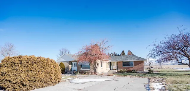 $363,000 | 1533S0 South 600 West, Oakley, ID 83346