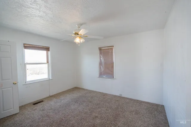 $363,000 | 1533S0 South 600 West, Oakley, ID 83346