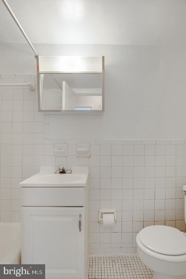 229 43rd Road Northeast Washington, DC 20019 - Photo 7 of 7 Bright and airy bathroom retreat.