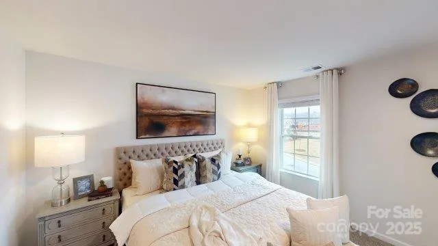 $339,000 | 1101 37th Ave Lane Northeast, Hickory, NC 28601