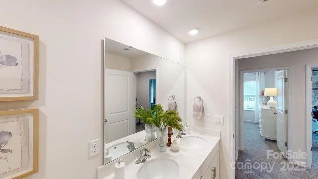 $339,000 | 1101 37th Ave Lane Northeast, Hickory, NC 28601