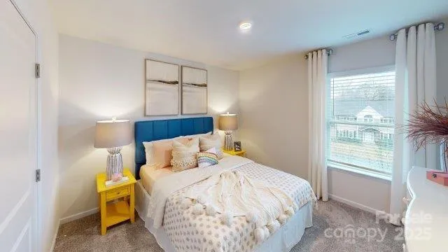 $339,000 | 1101 37th Ave Lane Northeast, Hickory, NC 28601