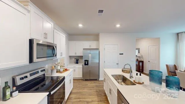 $339,000 | 1101 37th Ave Lane Northeast, Hickory, NC 28601