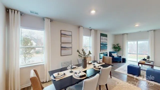 $339,000 | 1101 37th Ave Lane Northeast, Hickory, NC 28601