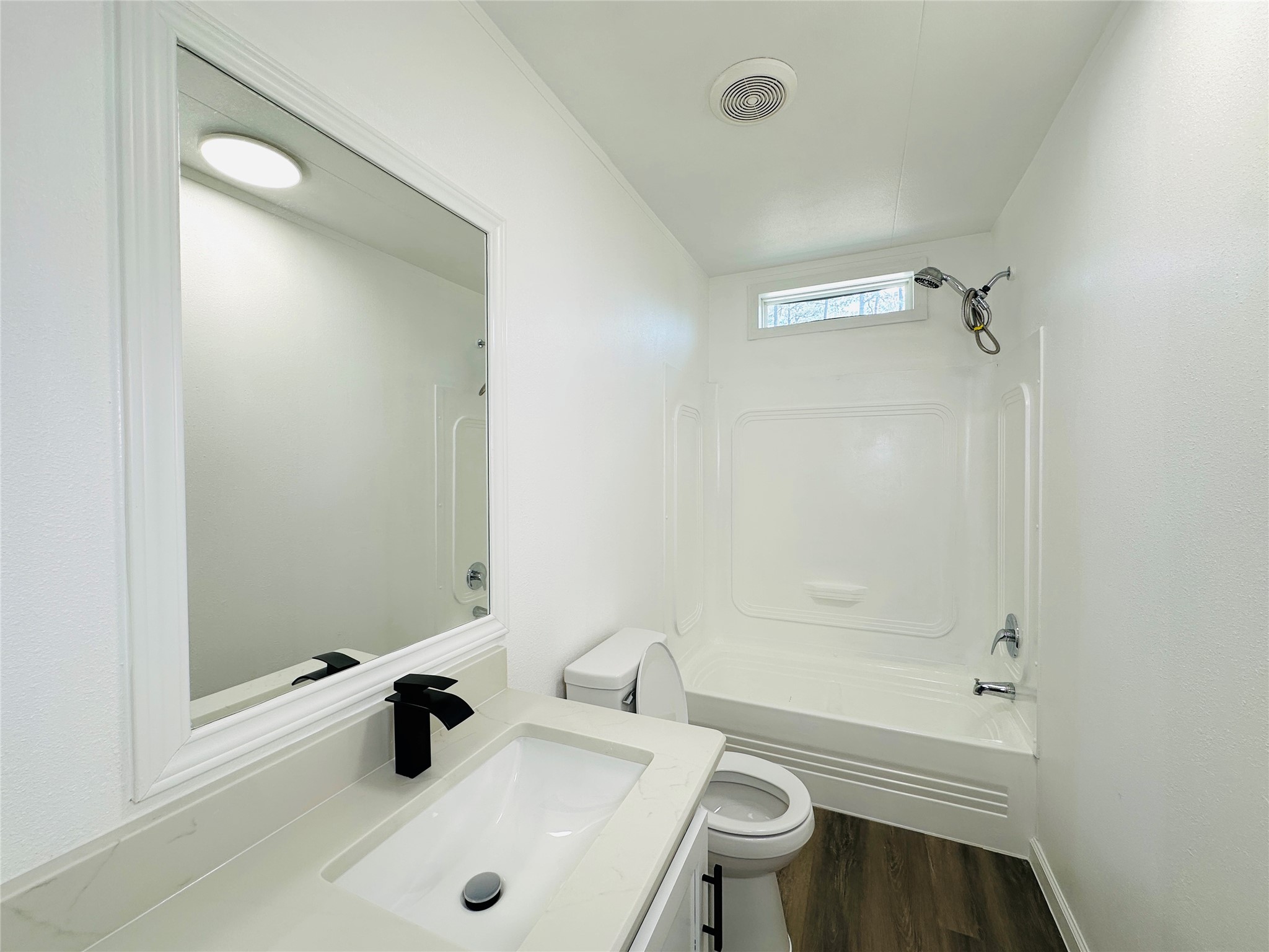 11269 Newton Circle Conroe, TX 77303 - Photo 24 of 39 a bathroom with a sink and a mirror