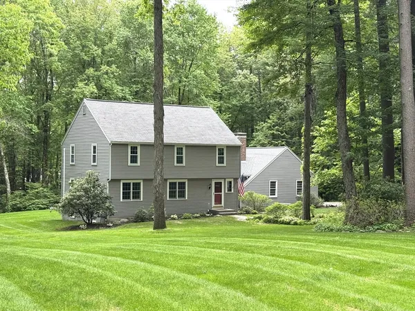 $699,900 | 4 Riverwood Road, Kingston, NH 03848