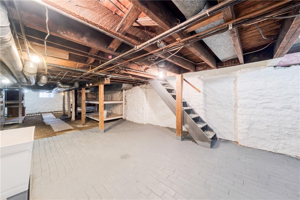 1509 Hatteras Street Pittsburgh, PA 15212 - Photo 24 of 28 a view of a room with gym equipment