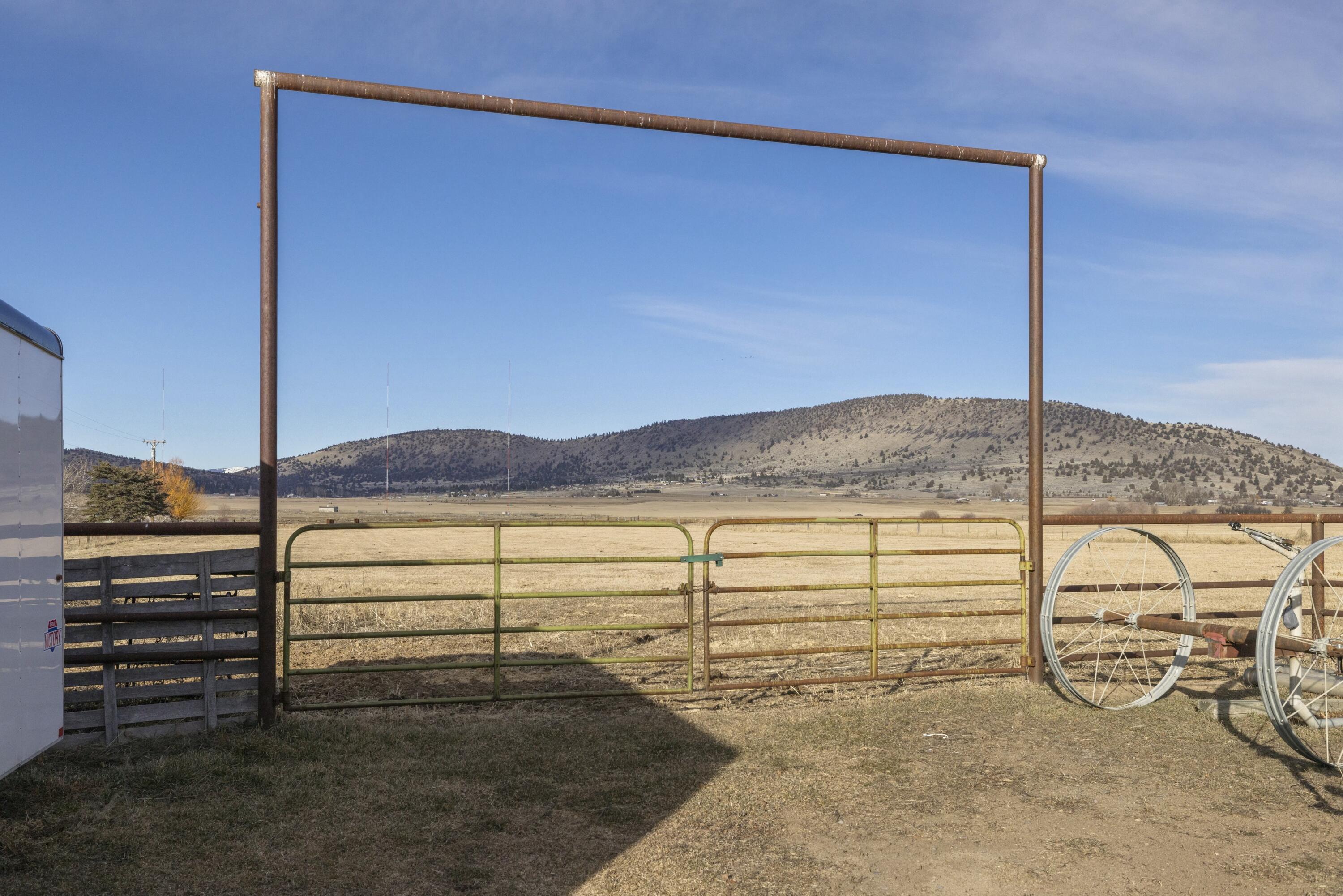 11251 Crystal Springs Road Klamath Falls, OR 97603 - Photo 54 of 64 property