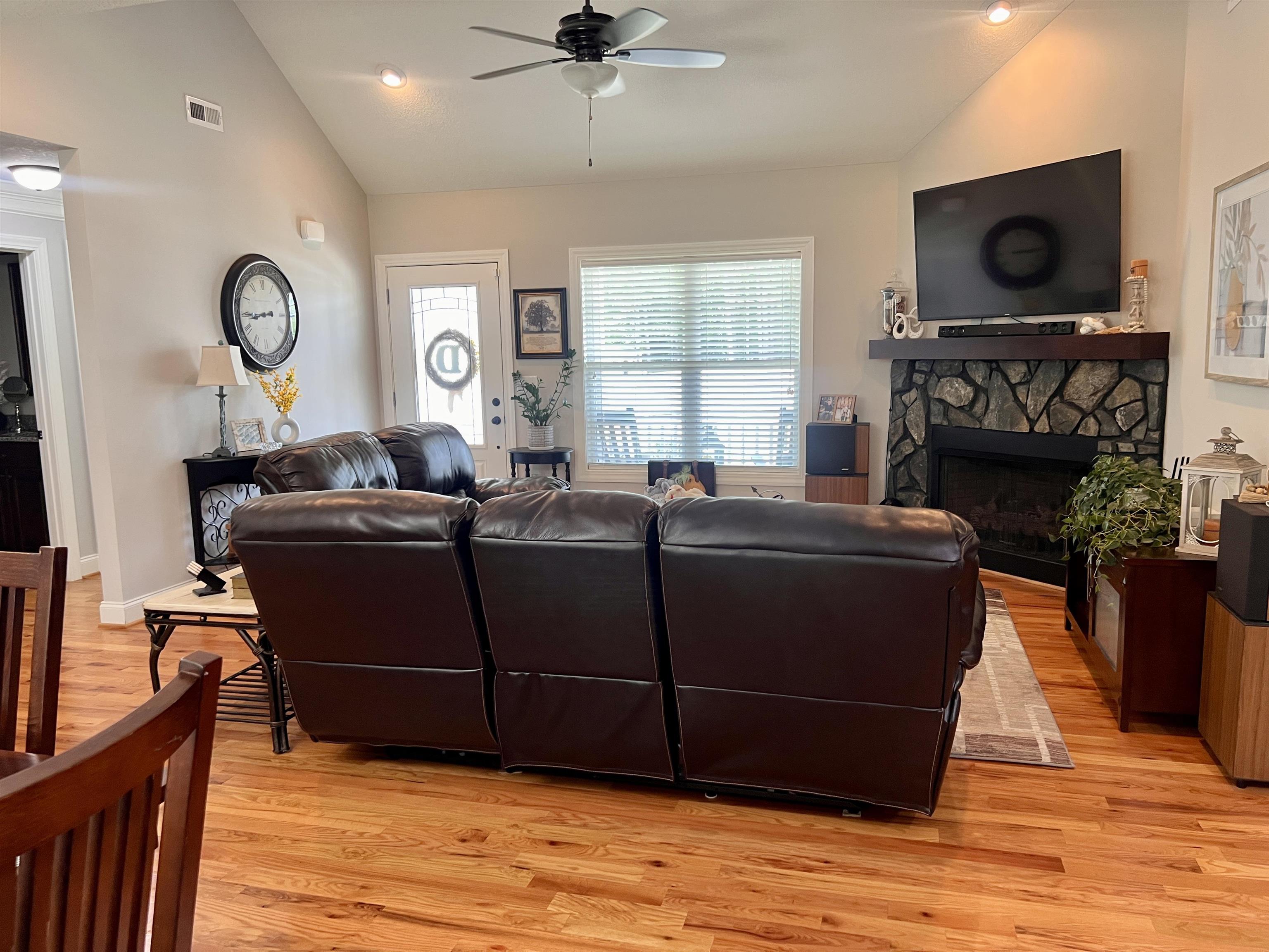 111 Barbara Avenue Gaffney, SC 29341 - Photo 20 of 48