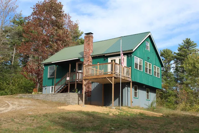$389,900 | 8 Eliot Drive, Wakefield, NH 03830