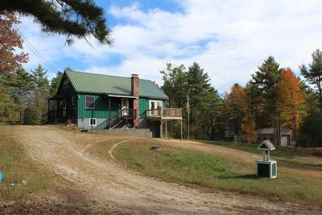 $389,900 | 8 Eliot Drive, Wakefield, NH 03830