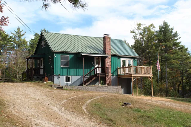 $389,900 | 8 Eliot Drive, Wakefield, NH 03830