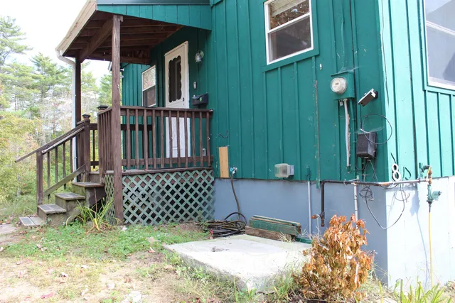 $389,900 | 8 Eliot Drive, Wakefield, NH 03830