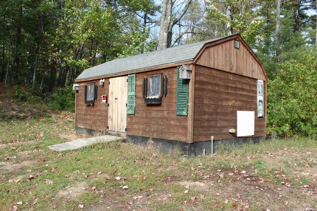 $389,900 | 8 Eliot Drive, Wakefield, NH 03830