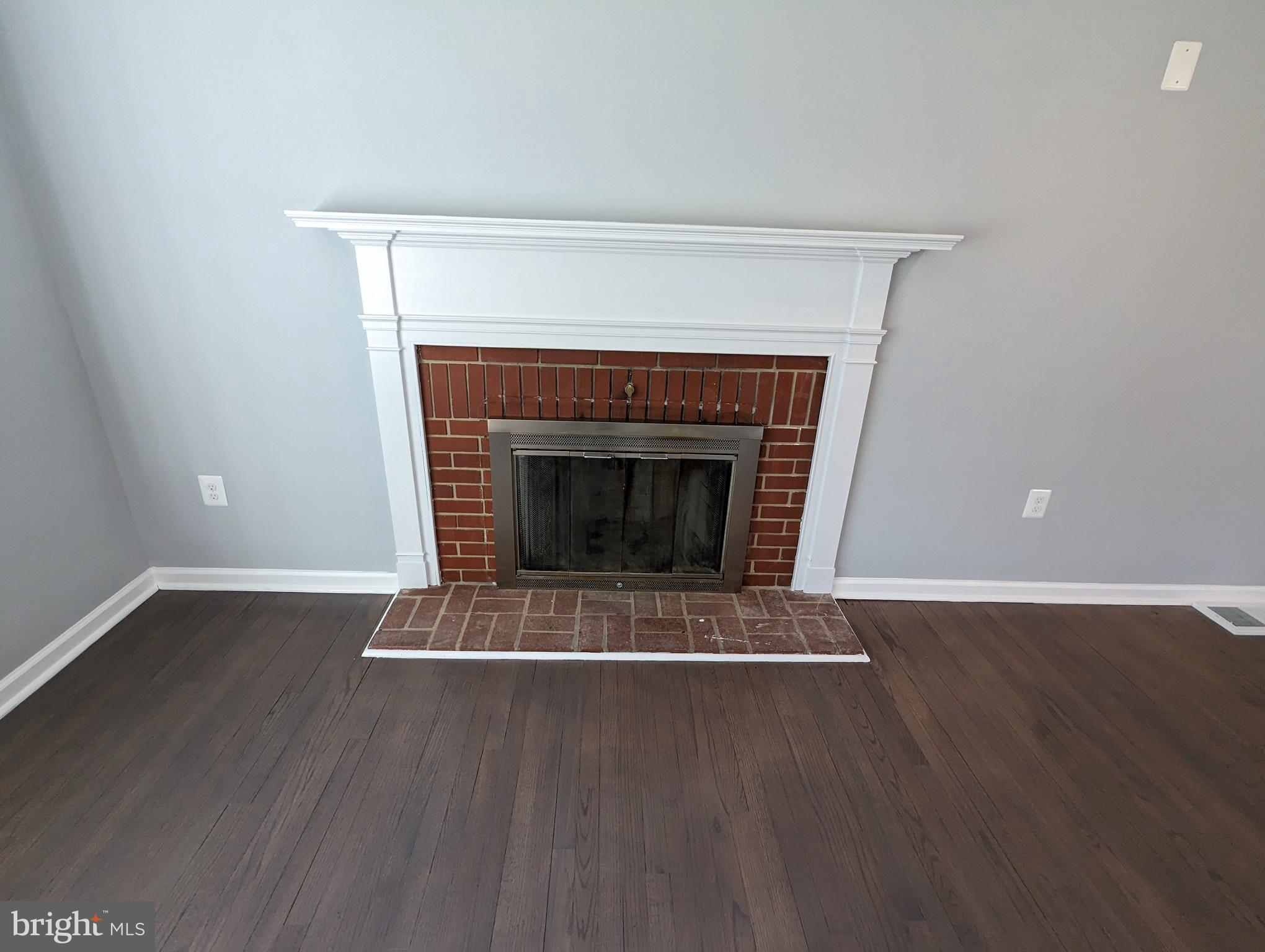 7818 Spout Spring Road Frederick, MD 21702 - Photo 4 of 31 Fireplace in living room