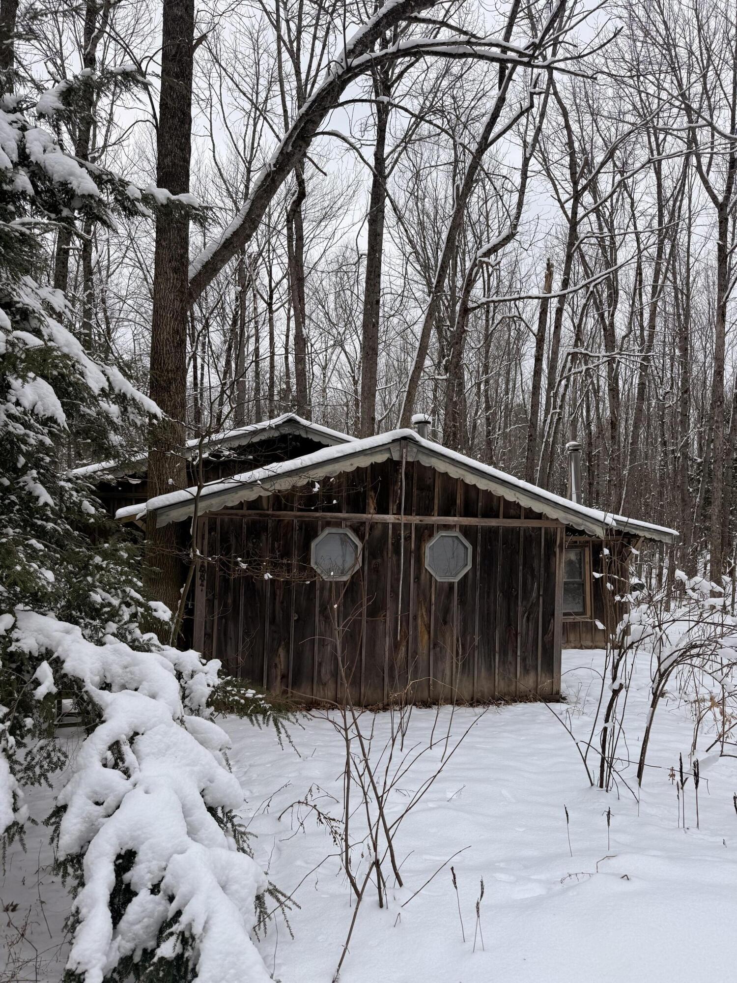 186 Transalpine Road Lincoln, ME 04457 - Photo 3 of 27 IMG_8451