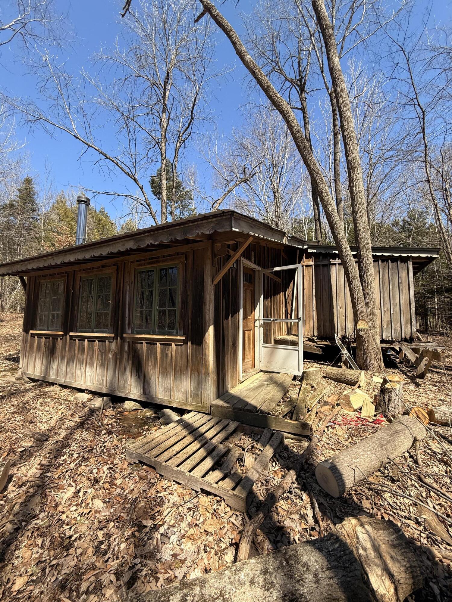 186 Transalpine Road Lincoln, ME 04457 - Photo 4 of 27 IMG_0604