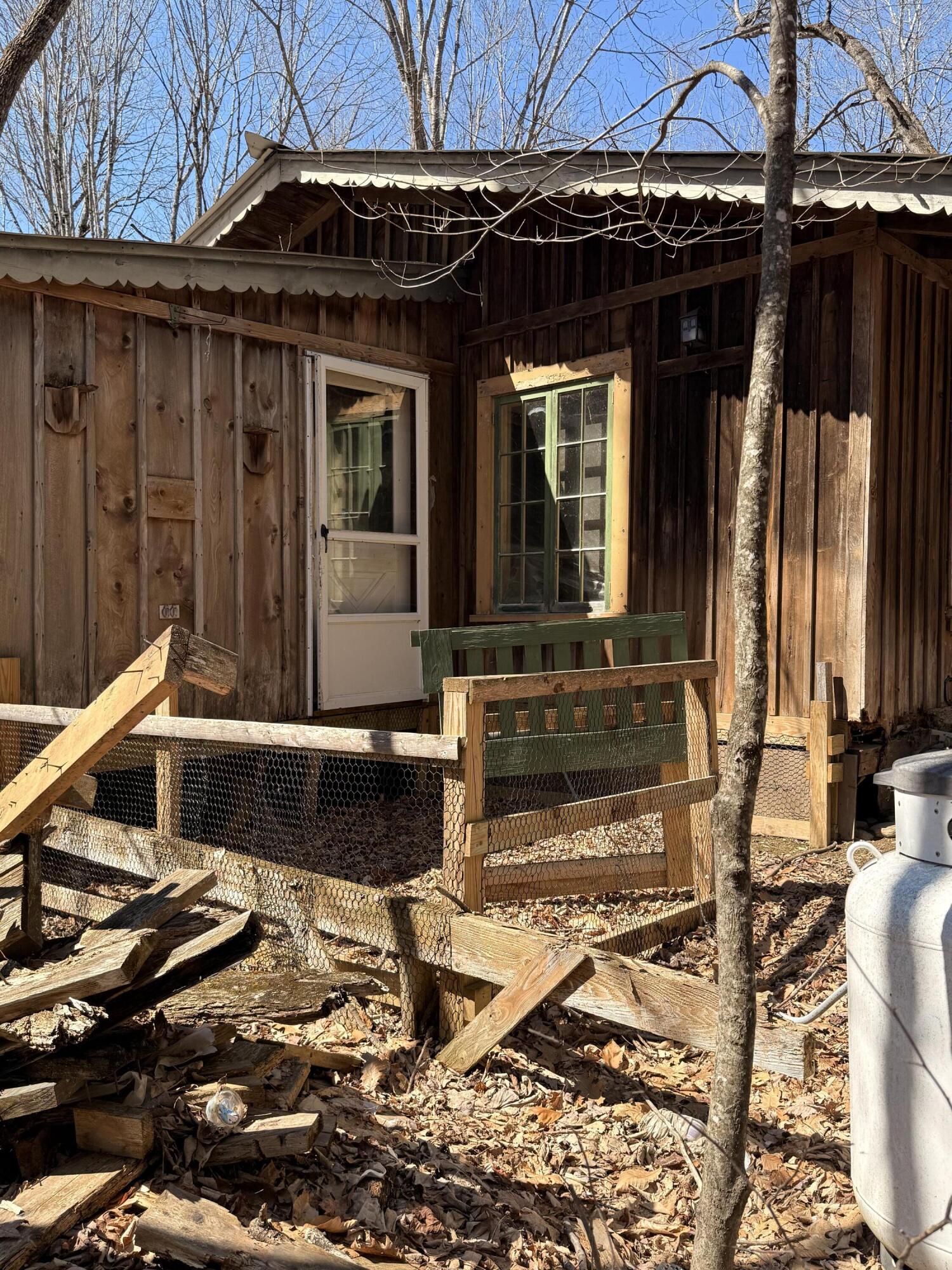 186 Transalpine Road Lincoln, ME 04457 - Photo 10 of 27 IMG_0586