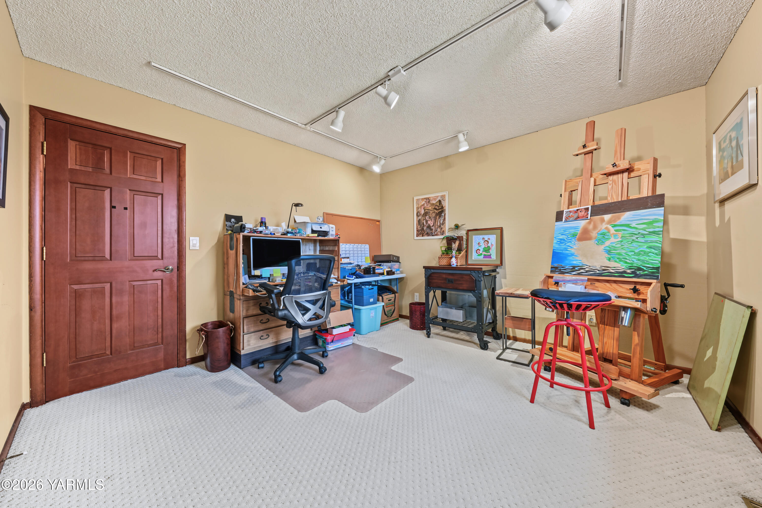 1180 Dilley Road Tieton, WA 98947 - Photo 24 of 42 32_office