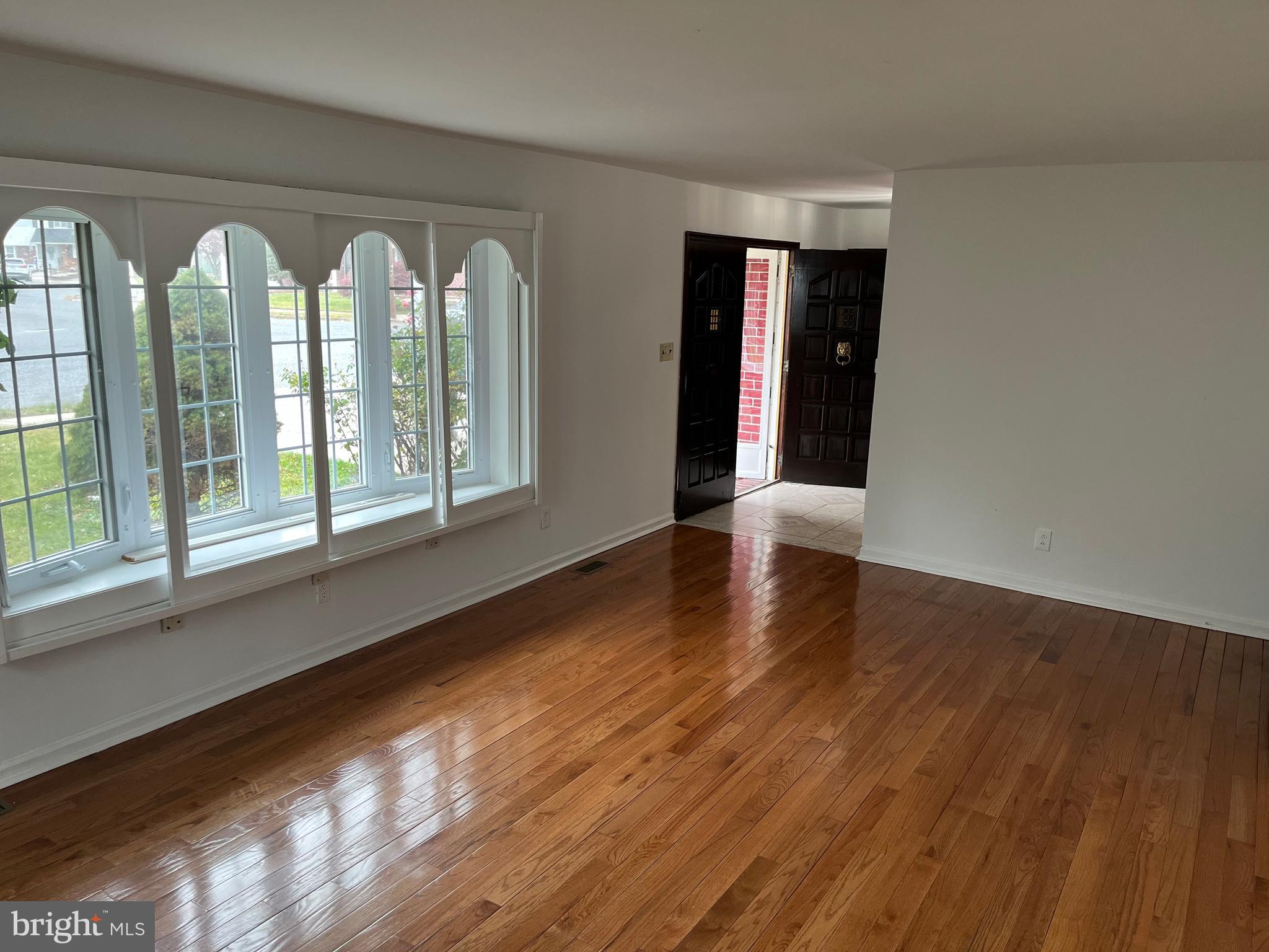 1863 Merlin Road Philadelphia, PA 19116 - Photo 13 of 46 Gallery Image 13