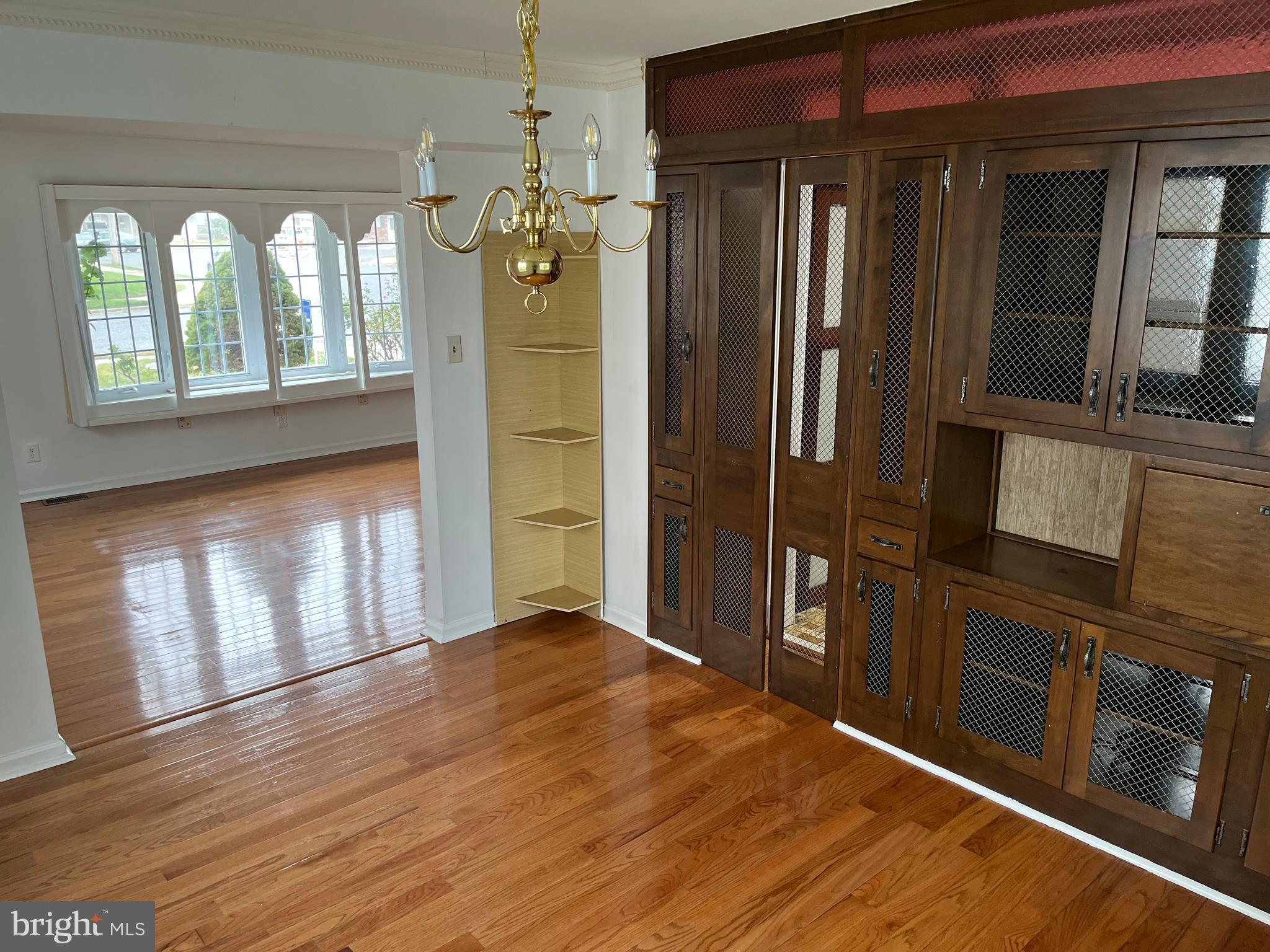 1863 Merlin Road Philadelphia, PA 19116 - Photo 14 of 46 Dining Room