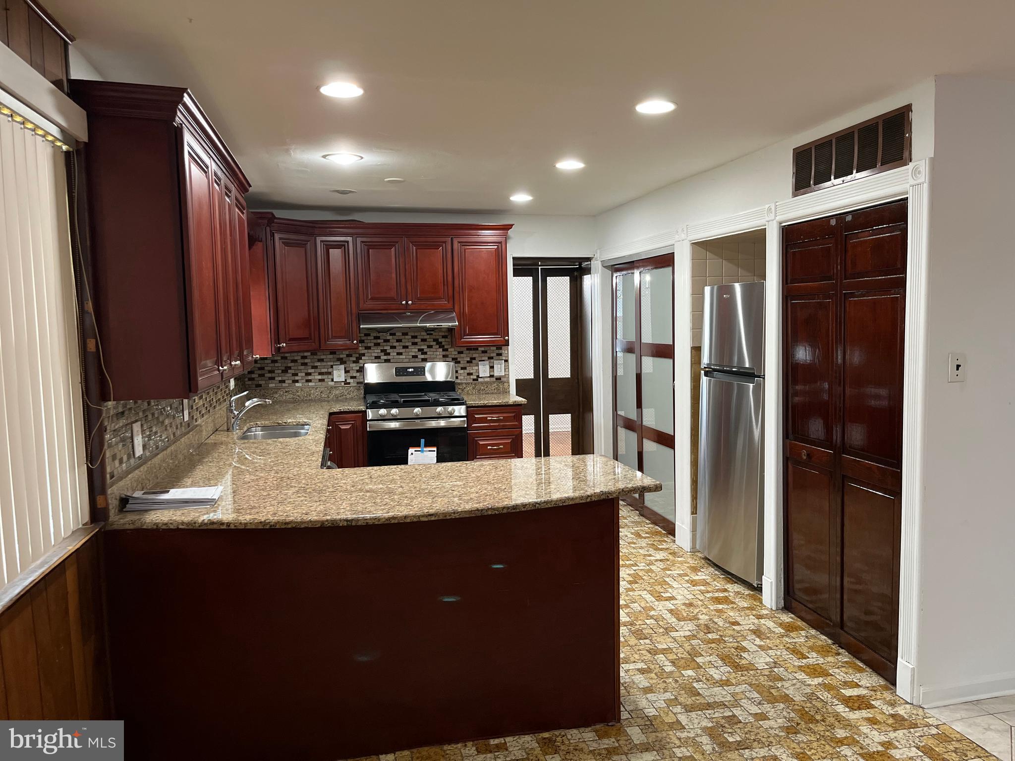 1863 Merlin Road Philadelphia, PA 19116 - Photo 17 of 46 Gallery Image 17