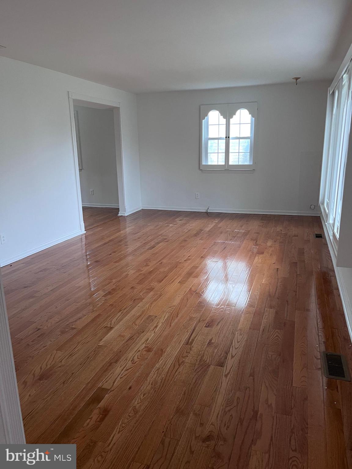 1863 Merlin Road Philadelphia, PA 19116 - Photo 30 of 46 Gallery Image 30