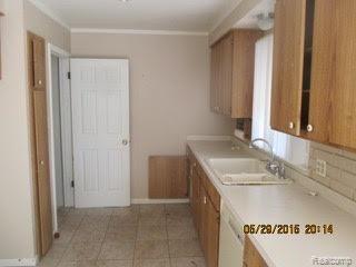 32022 Kelly Road Roseville, MI 48066 - Photo 8 of 11 8a.jpg