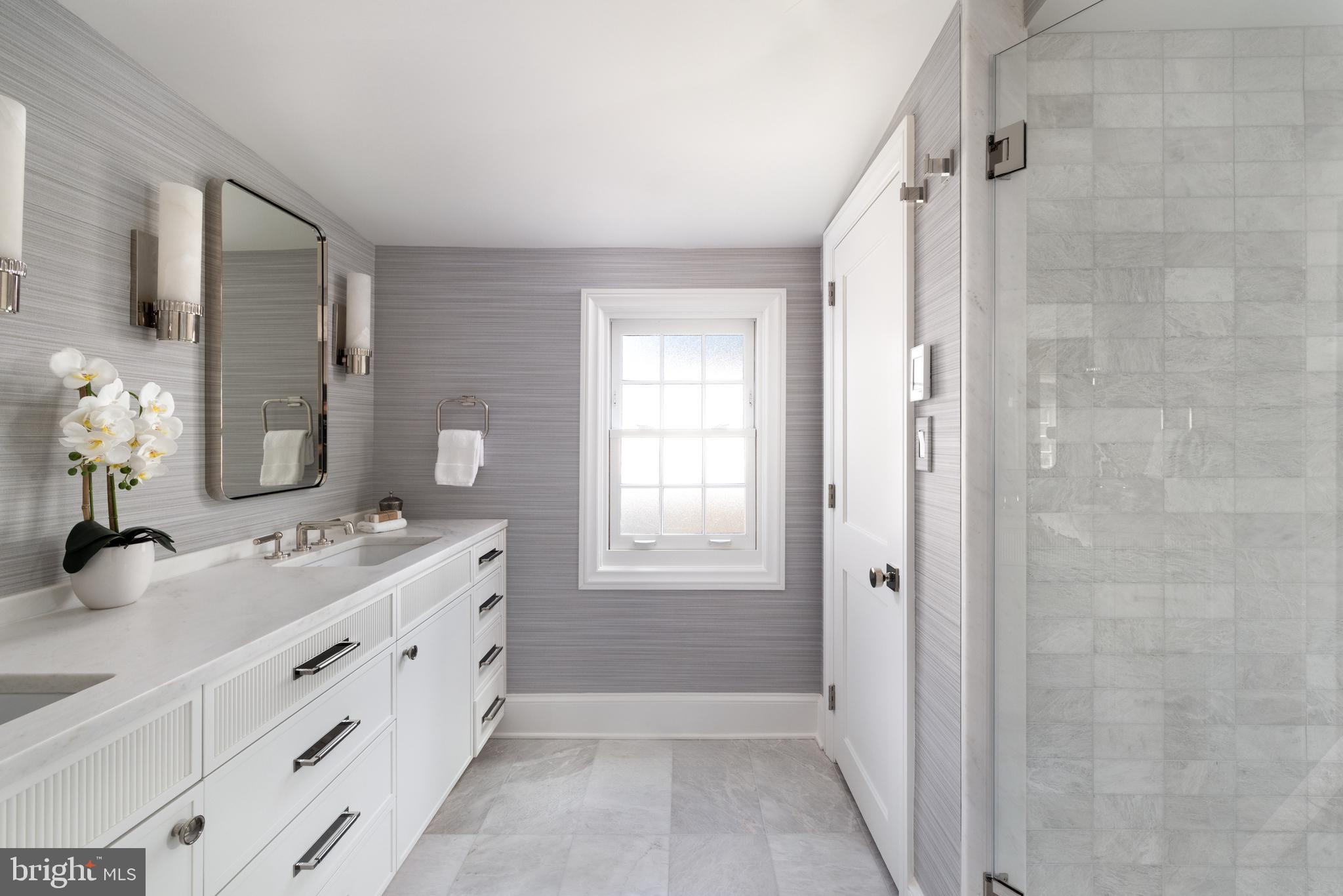 3418 Reservoir Road Northwest Washington, DC 20007 - Photo 24 of 42 Primary En Suite Bath