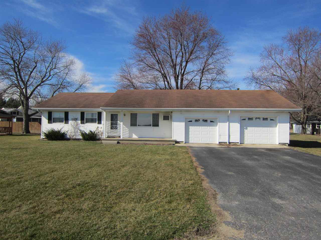 1940 North Meridian Road Huntington, IN 46750 - Photo 1 of 24 Gallery Image 1