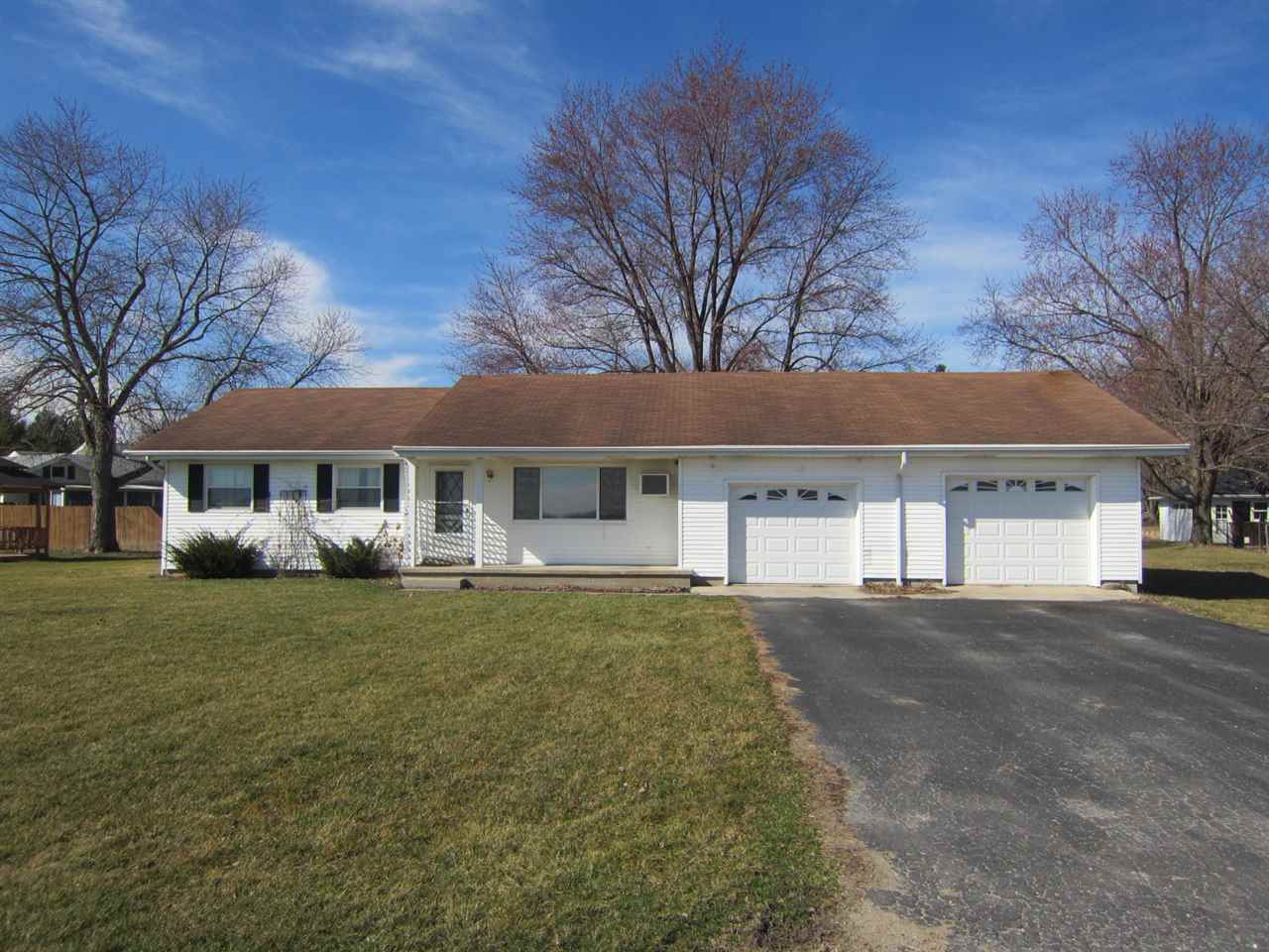 1940 North Meridian Road Huntington, IN 46750 - Photo 3 of 24 Gallery Image 3