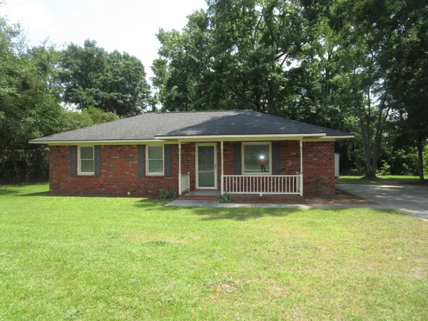 $1,300 | 1320 Race Track Road, Sumter, SC 29153