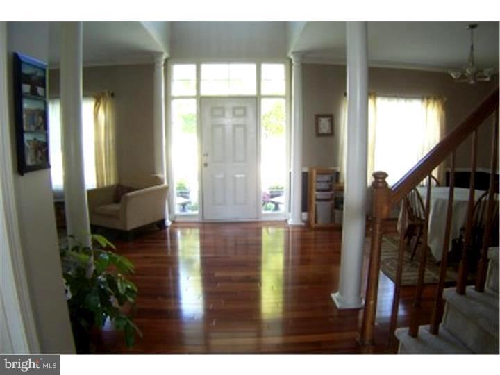 52 Kulp Road East Chalfont, PA 18914 - Photo 2 of 25 Foyer