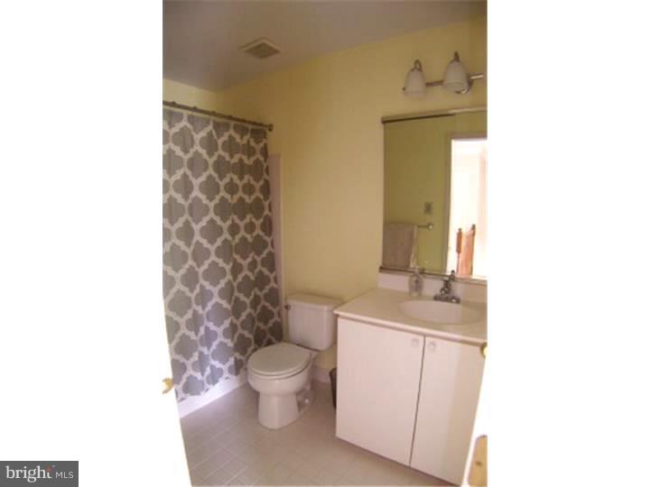 52 Kulp Road East Chalfont, PA 18914 - Photo 23 of 25 Bathroom