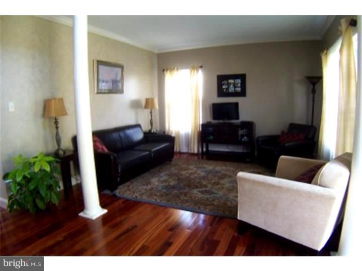 52 Kulp Road East Chalfont, PA 18914 - Photo 10 of 25 Living Room