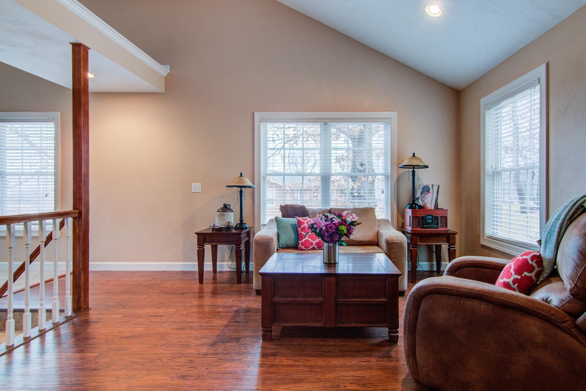 1847 Redwood Road Southeast Roanoke, VA 24014 - Photo 4 of 33 a living room with furniture and a wooden floor
