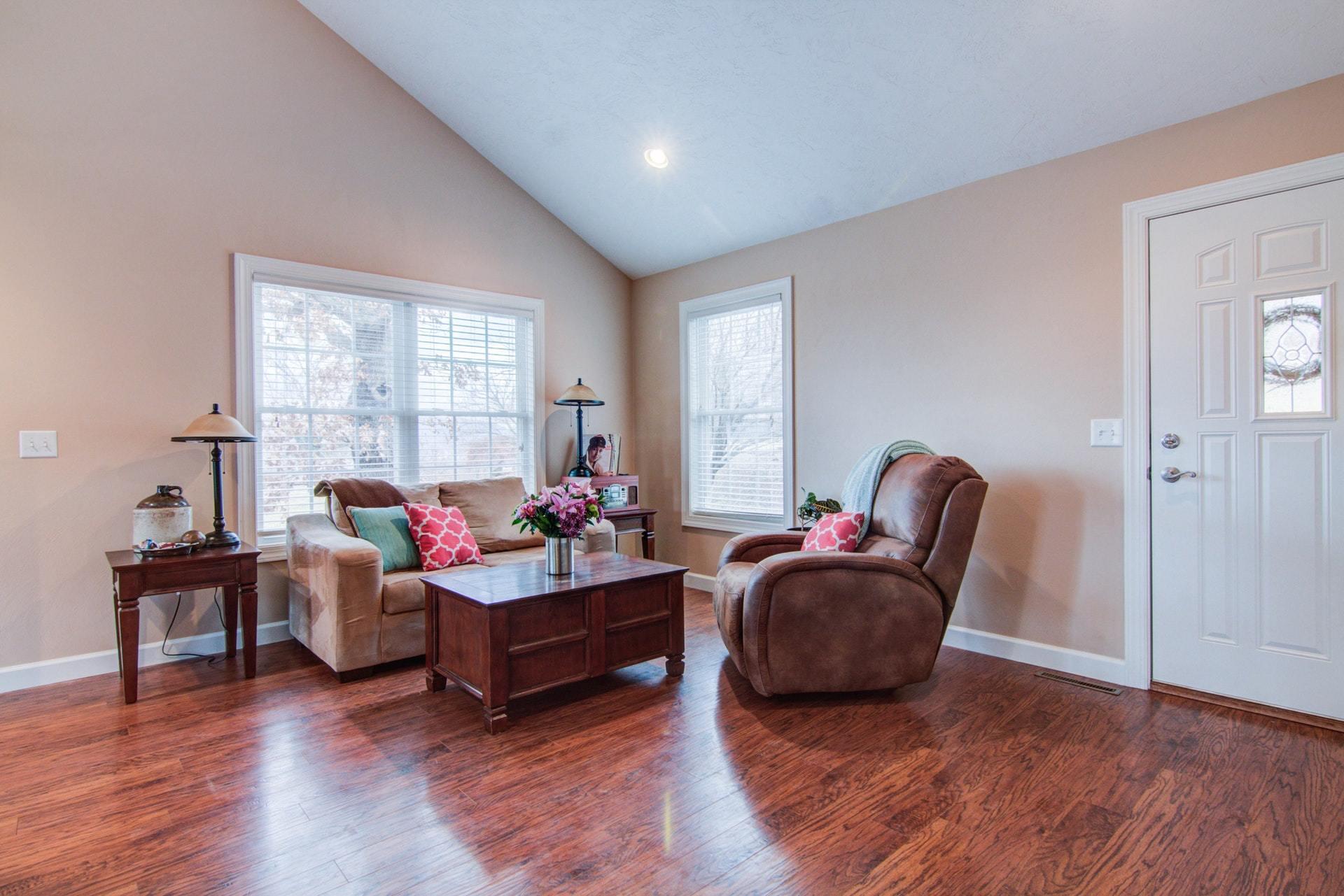 1847 Redwood Road Southeast Roanoke, VA 24014 - Photo 5 of 33 a living room with furniture window and wooden floor