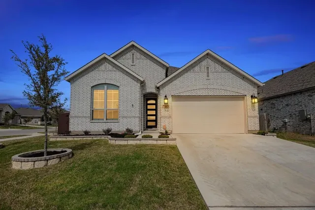 $3,500 | 116 Docking Iron Drive, Hutto, TX 78634