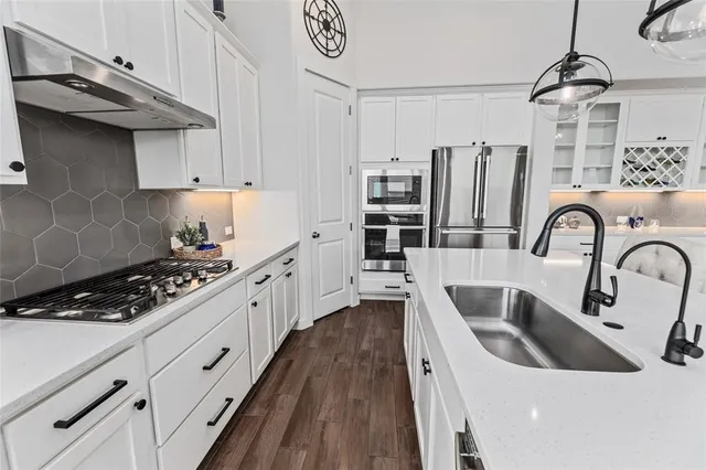 $3,500 | 116 Docking Iron Drive, Hutto, TX 78634