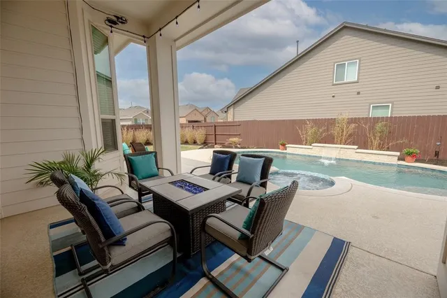 $3,500 | 116 Docking Iron Drive, Hutto, TX 78634