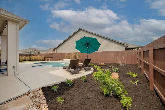 $3,500 | 116 Docking Iron Drive, Hutto, TX 78634