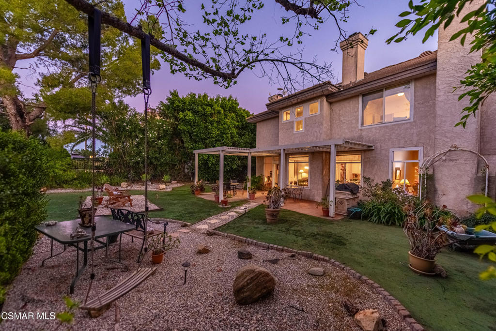 31415 Birdella Road Malibu, CA 90265 - Photo 9 of 36