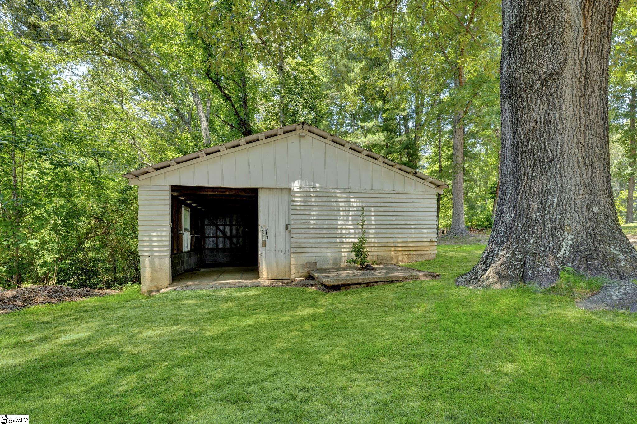 318 Zion Church Road Easley, SC 29642 - Photo 29 of 36 Gallery Image 29