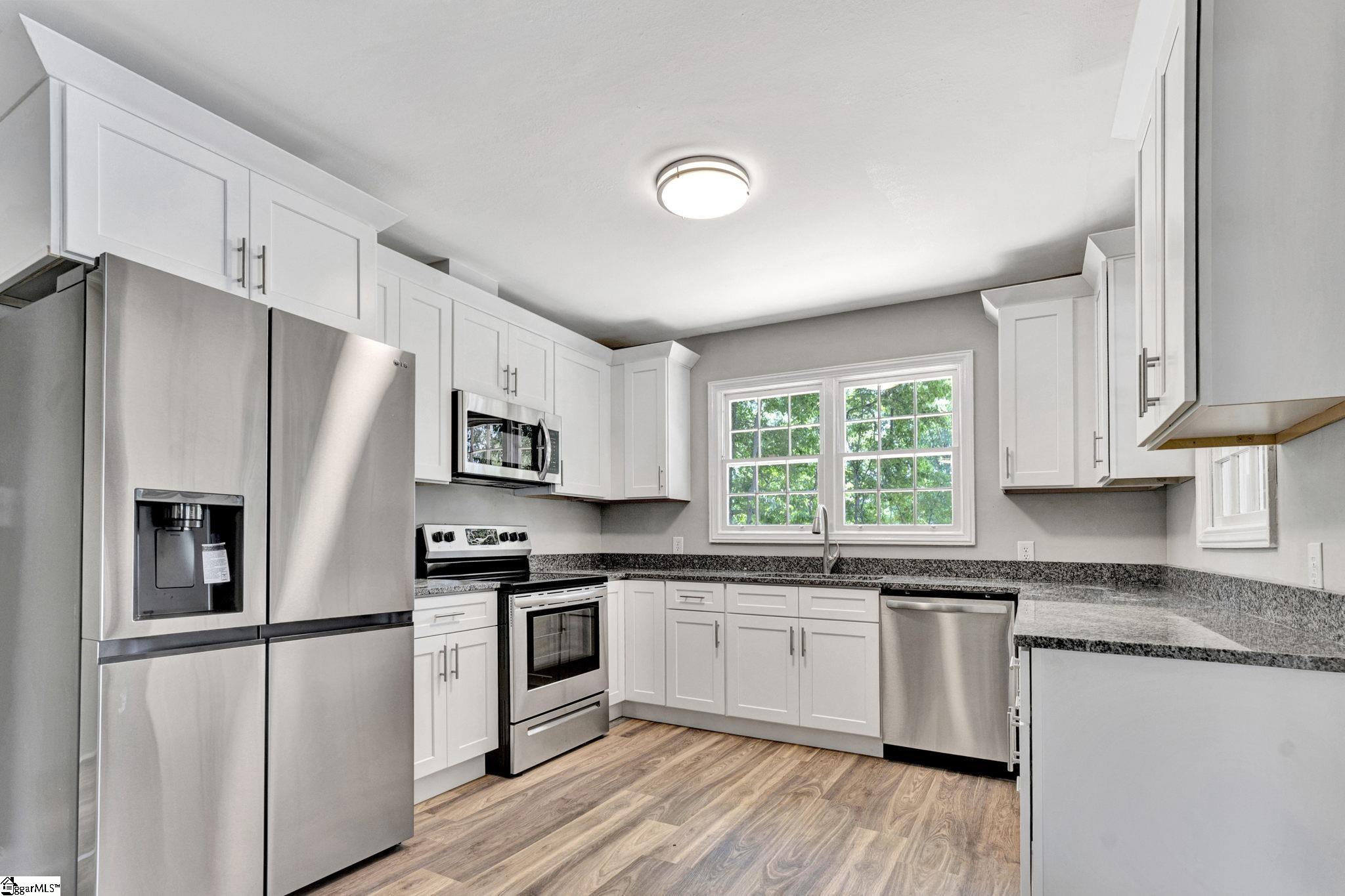 318 Zion Church Road Easley, SC 29642 - Photo 3 of 36 Gallery Image 3